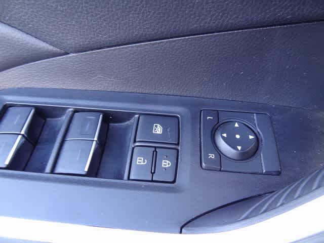 Thumbnail: 2024 Toyota RAV4 - 10