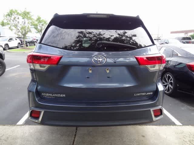 Thumbnail: 2018 Toyota Highlander - 5