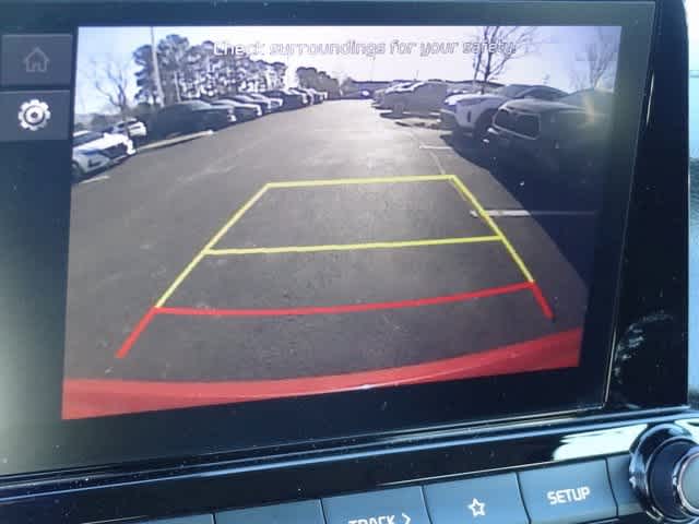 Thumbnail: 2024 Kia Forte - 23