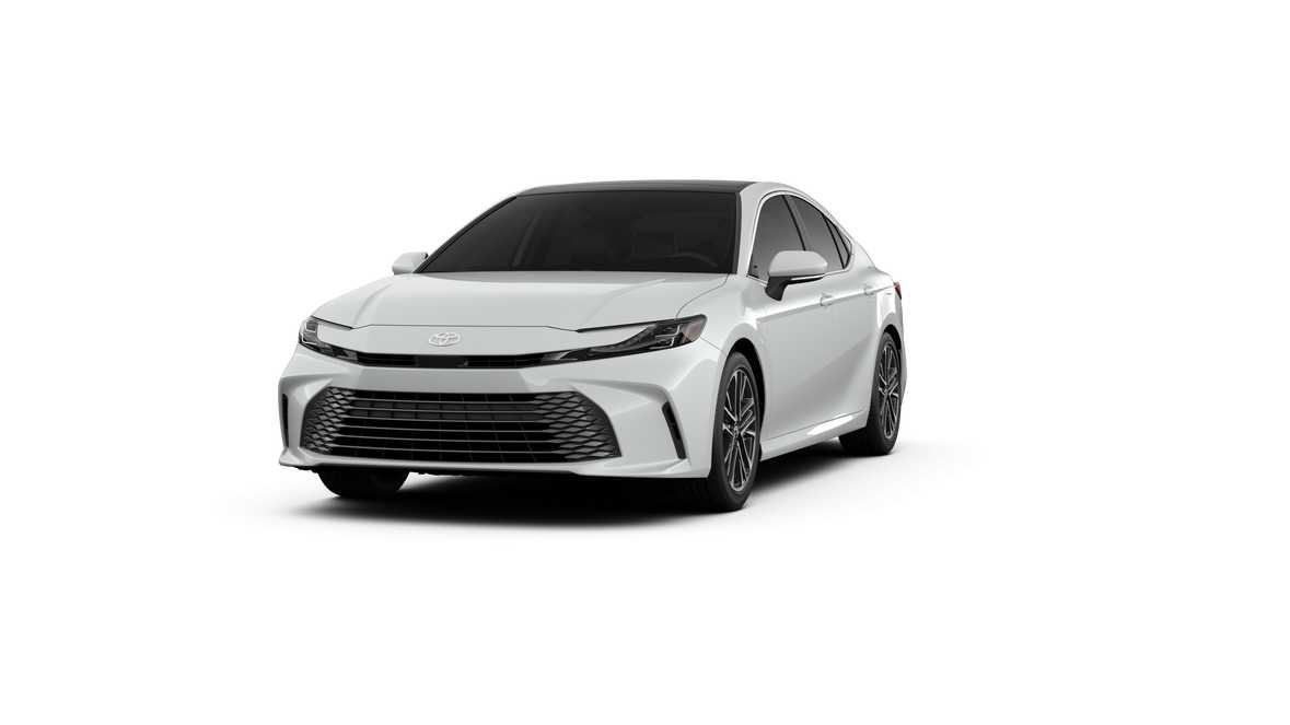 2025 Toyota Camry XLE 17