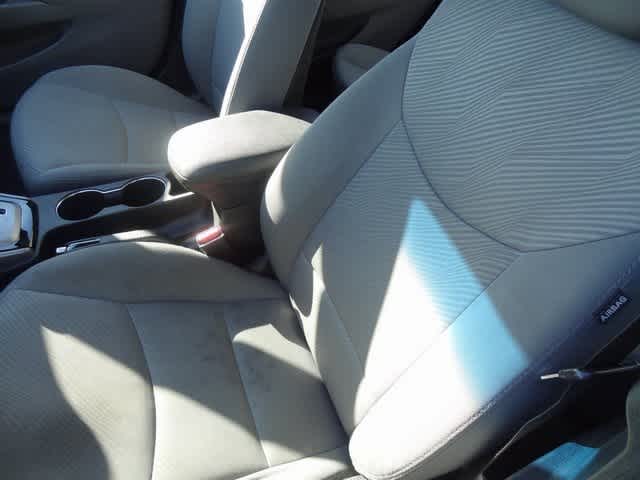 Thumbnail: 2013 Hyundai Elantra - 6