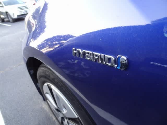 Thumbnail: 2017 Toyota Prius - 16