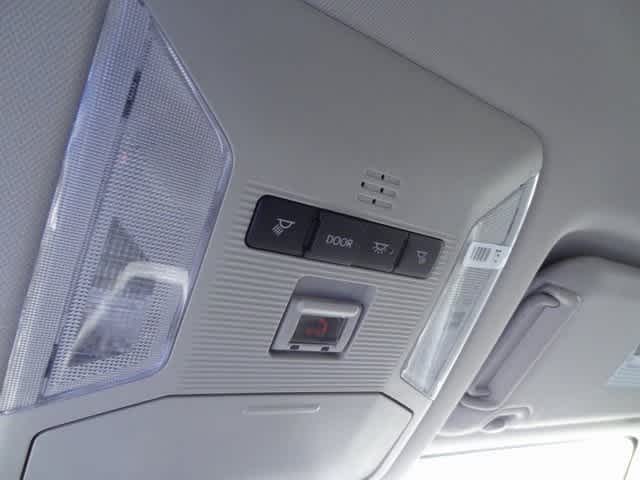 Thumbnail: 2024 Toyota RAV4 - 17