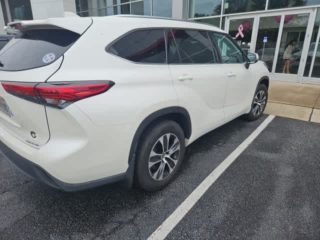Thumbnail: 2020 Toyota Highlander - 5