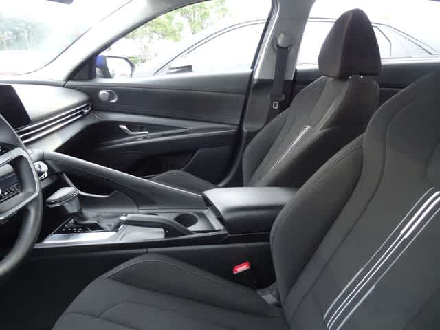 Thumbnail: 2024 Hyundai Elantra - 6