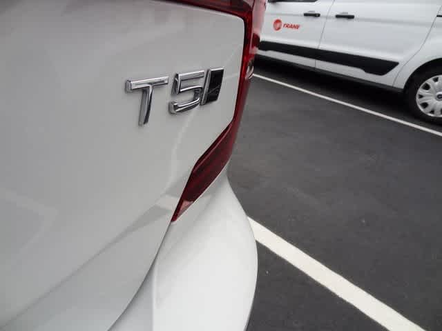 Thumbnail: 2021 Volvo S60 - 7