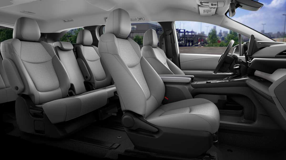 Thumbnail: 2026 Toyota Sienna - 20
