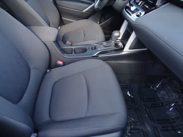 Thumbnail: 2025 Toyota Corolla Cross - 25