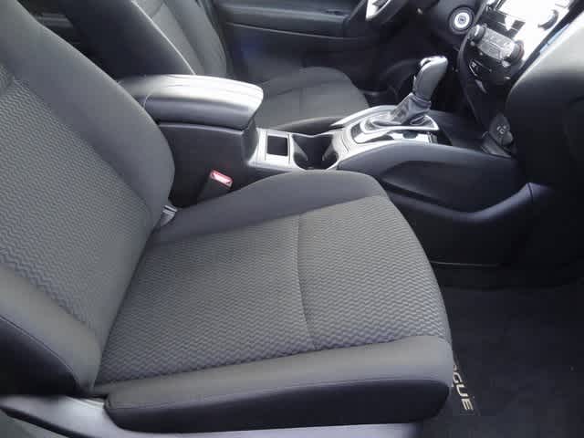 Thumbnail: 2019 Nissan Rogue Sport - 24