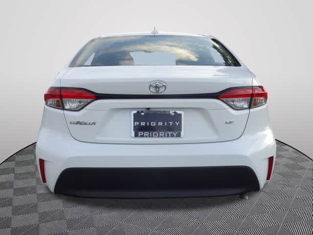 Thumbnail: 2024 Toyota Corolla - 3
