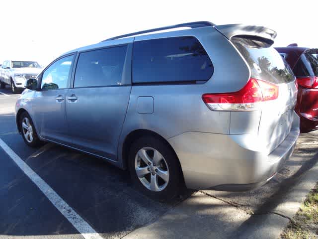 Thumbnail: 2012 Toyota Sienna - 7
