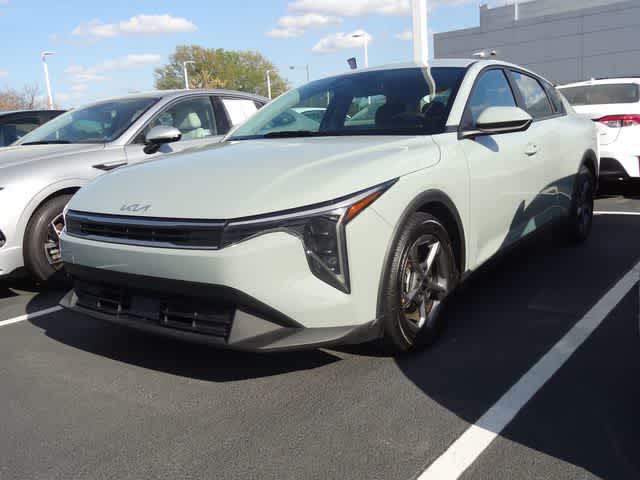 Thumbnail: 2025 Kia K4 - 1