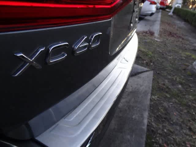 Thumbnail: 2021 Volvo XC60 - 16