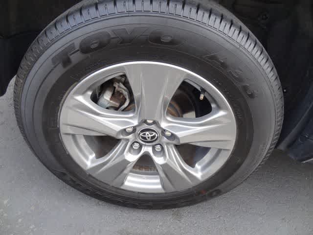 Thumbnail: 2024 Toyota RAV4 - 15