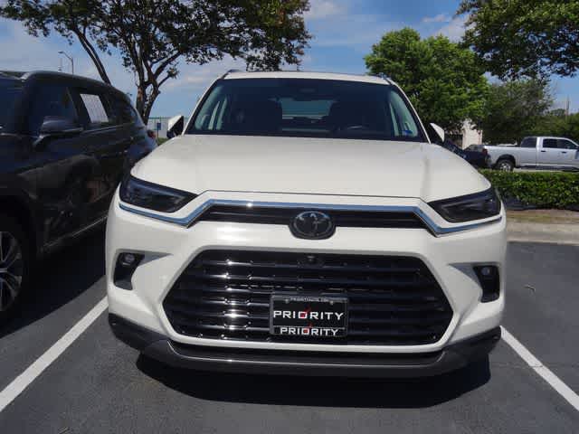 Thumbnail: 2024 Toyota Grand Highlander - 2