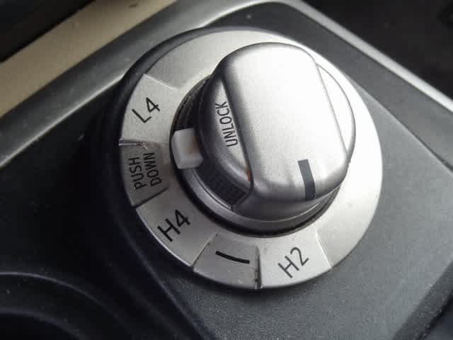 Thumbnail: 2013 Toyota 4Runner - 16