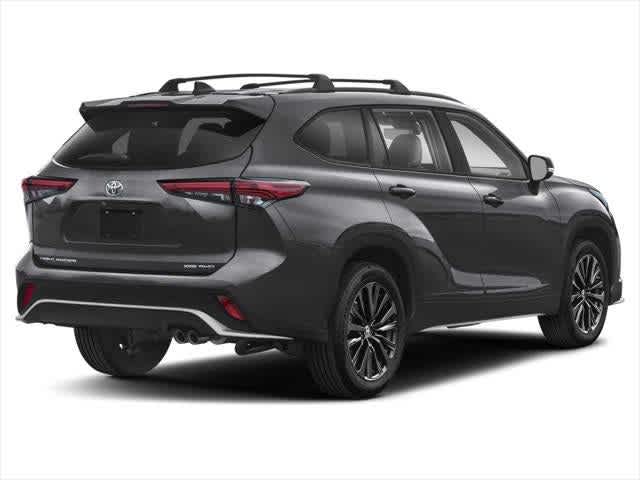 Thumbnail: 2024 Toyota Highlander - 2