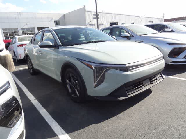 Thumbnail: 2025 Kia K4 - 4