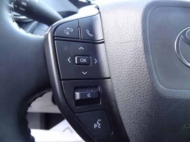 Thumbnail: 2024 Toyota Prius - 11