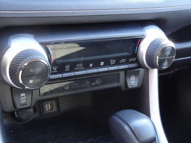 Thumbnail: 2023 Toyota RAV4 - 15