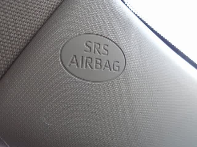 Thumbnail: 2022 Toyota RAV4 - 31