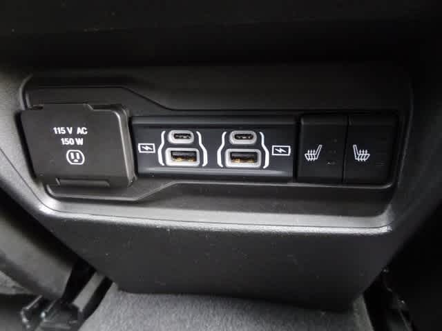 Thumbnail: 2023 Jeep Grand Cherokee - 13