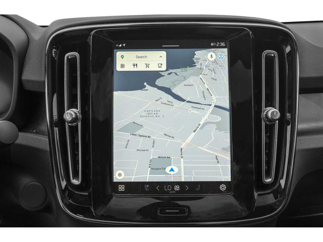 Thumbnail: 2023 Volvo C40 - 16