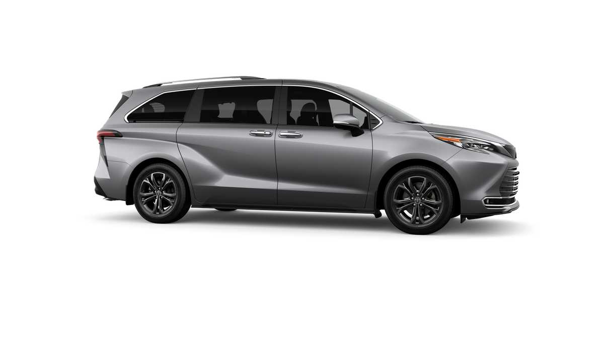 Thumbnail: 2026 Toyota Sienna - 13