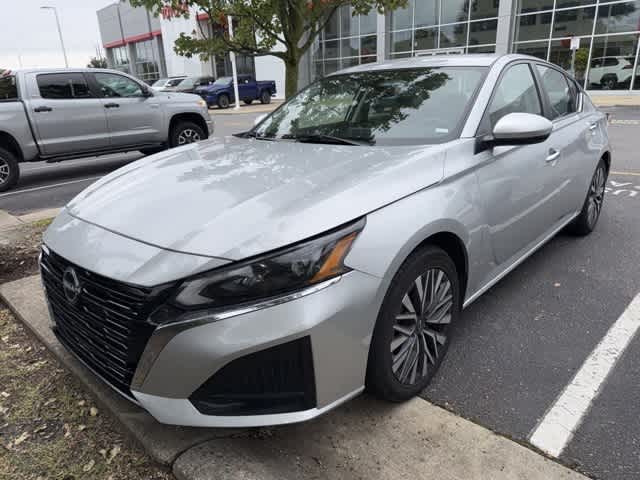 Thumbnail: 2023 Nissan Altima - 2