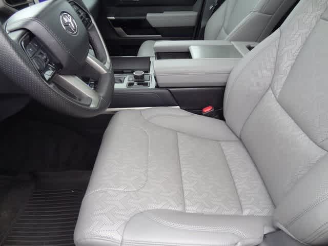 Thumbnail: 2023 Toyota Sequoia - 6