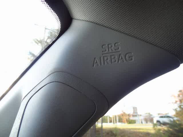 Thumbnail: 2023 Toyota Tacoma - 32