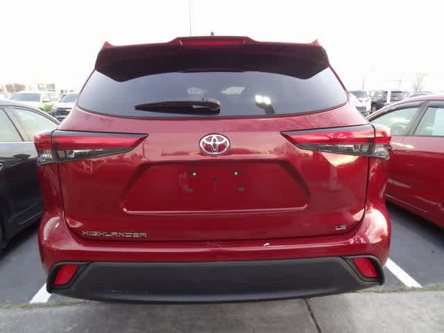 Thumbnail: 2023 Toyota Highlander - 6