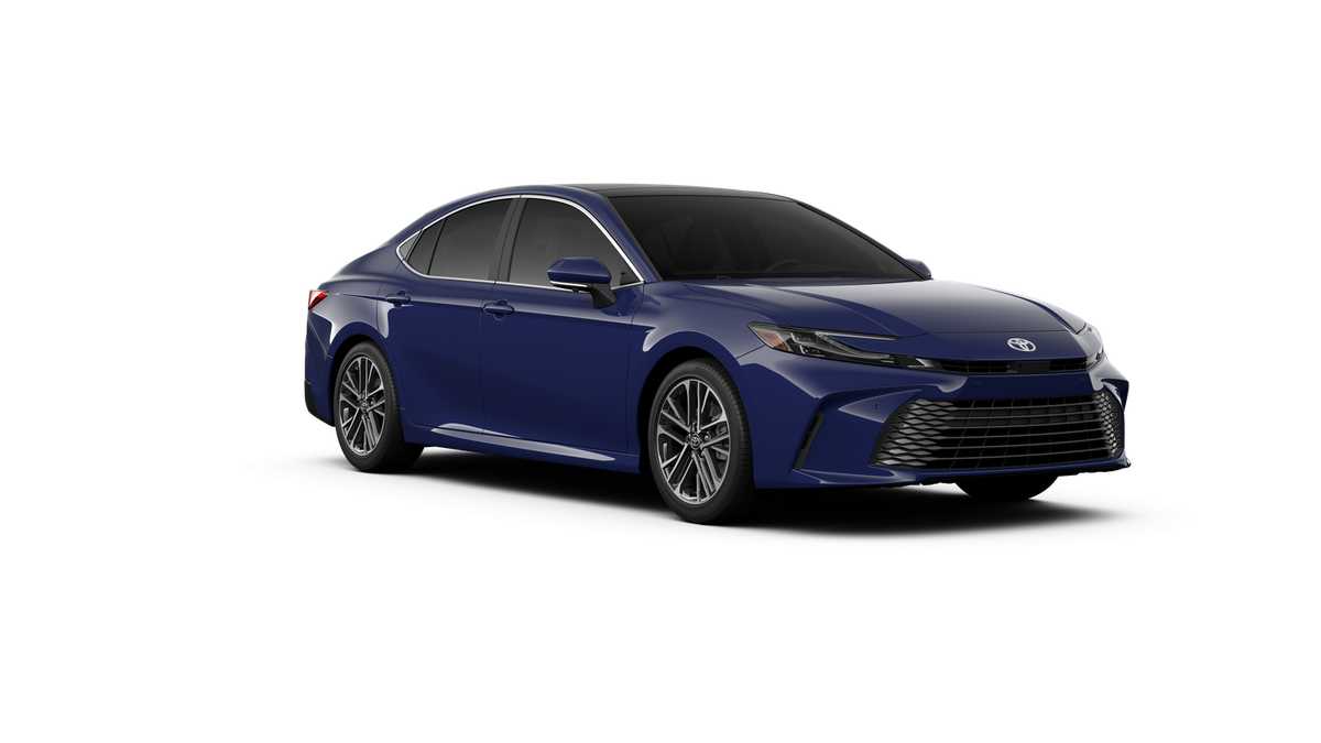Thumbnail: 2025 Toyota Camry - 15
