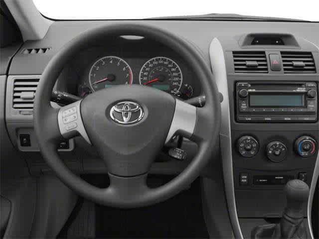 Thumbnail: 2013 Toyota Corolla - 4