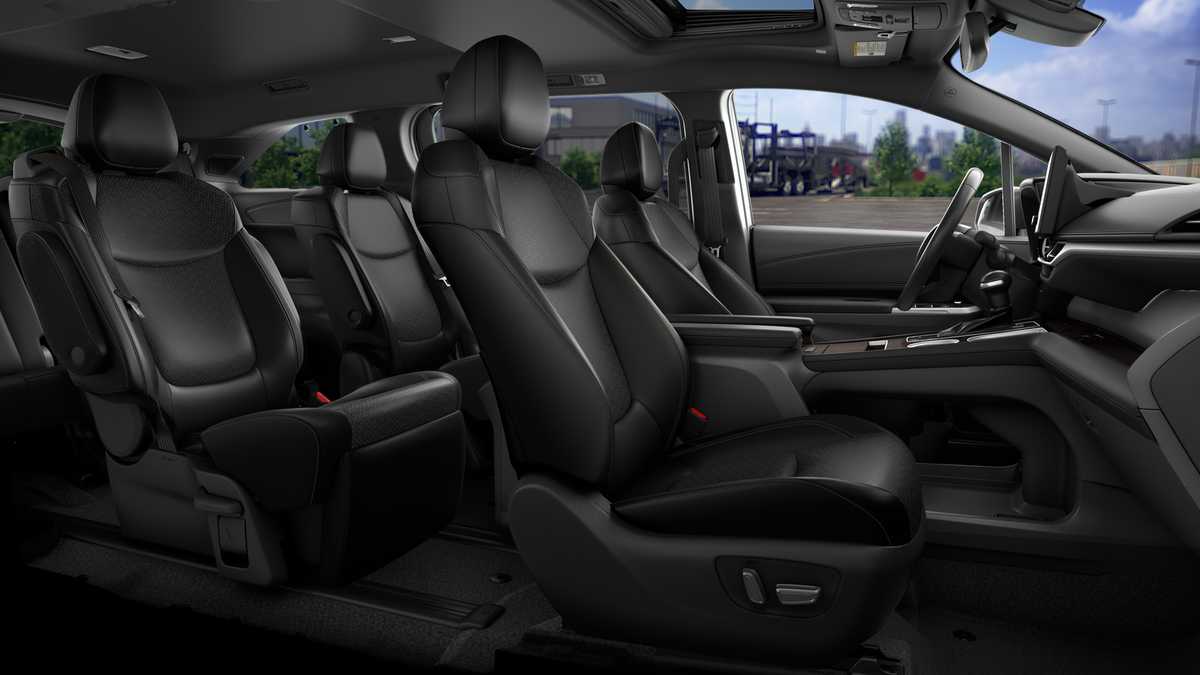 Thumbnail: 2026 Toyota Sienna - 20
