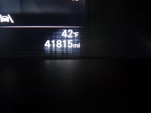 Thumbnail: 2023 Hyundai Elantra - 19