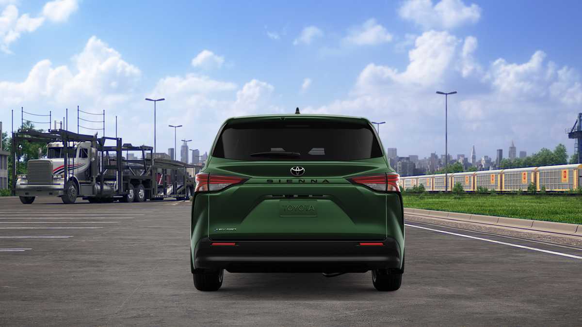 Thumbnail: 2026 Toyota Sienna - 8