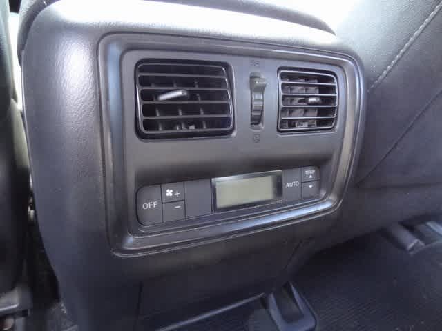 Thumbnail: 2013 Nissan Pathfinder - 13
