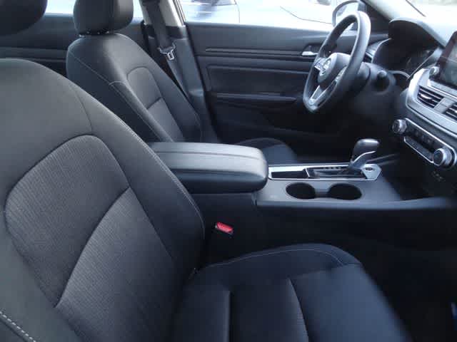 Thumbnail: 2025 Nissan Altima - 10