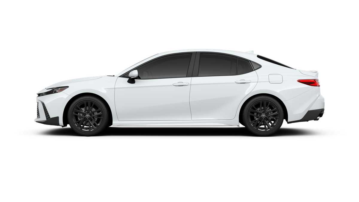 Thumbnail: 2025 Toyota Camry - 4