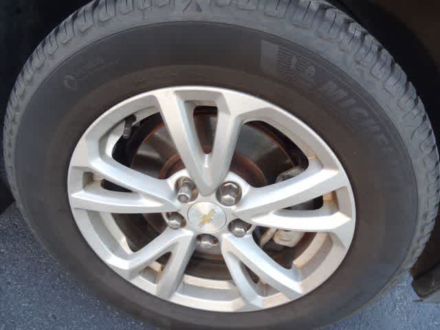 Thumbnail: 2016 Chevrolet Equinox - 17