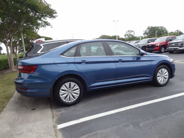 Thumbnail: 2020 Volkswagen Jetta - 4
