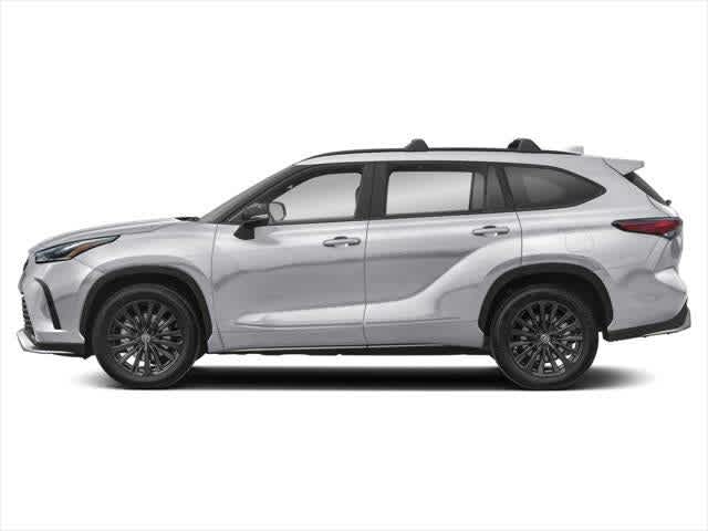 Thumbnail: 2023 Toyota Highlander - 3