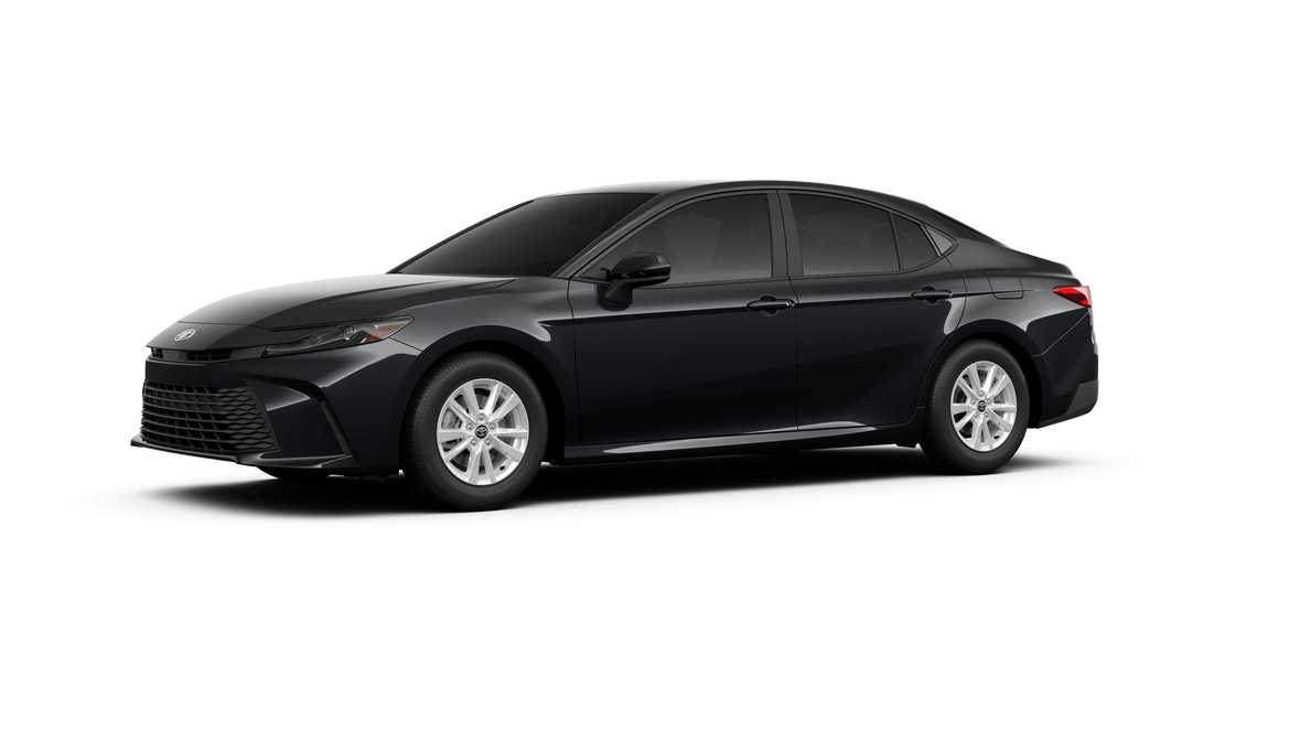 2025 Toyota Camry LE 2