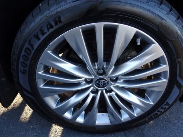 Thumbnail: 2022 Toyota Highlander - 12