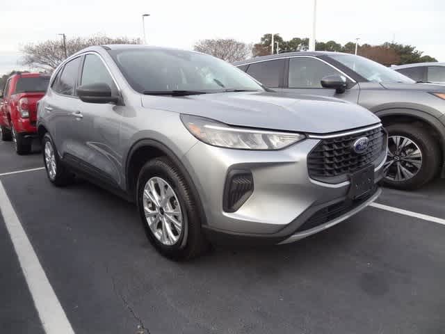 Thumbnail: 2024 Ford Escape - 3