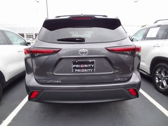 Thumbnail: 2024 Toyota Highlander - 5