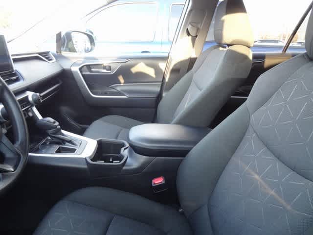 Thumbnail: 2023 Toyota RAV4 - 8