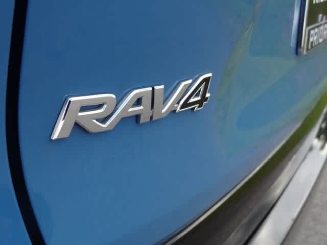 Thumbnail: 2022 Toyota RAV4 - 43