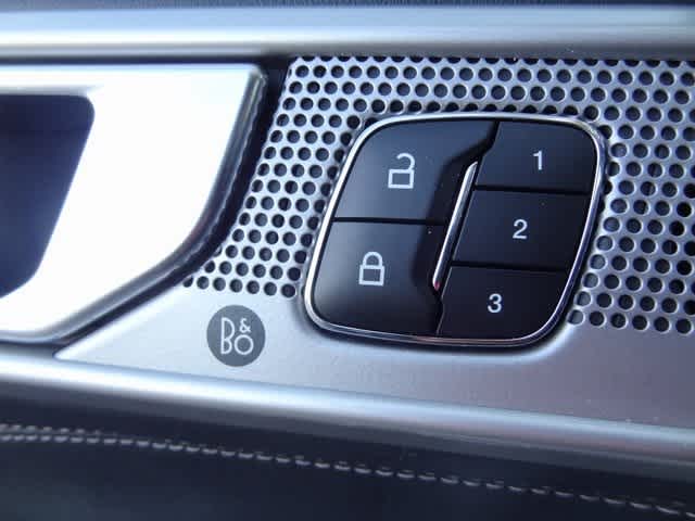 Thumbnail: 2023 Ford Explorer - 18